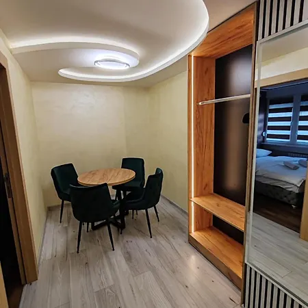 Relax With Sauna And Jacuzzi In Center Novi Sad