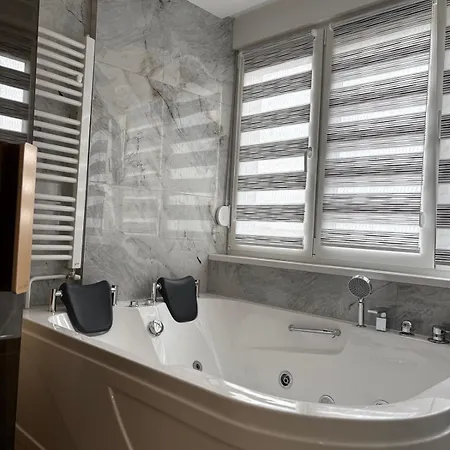 Lejlighed Relax With Sauna And Jacuzzi In Center *