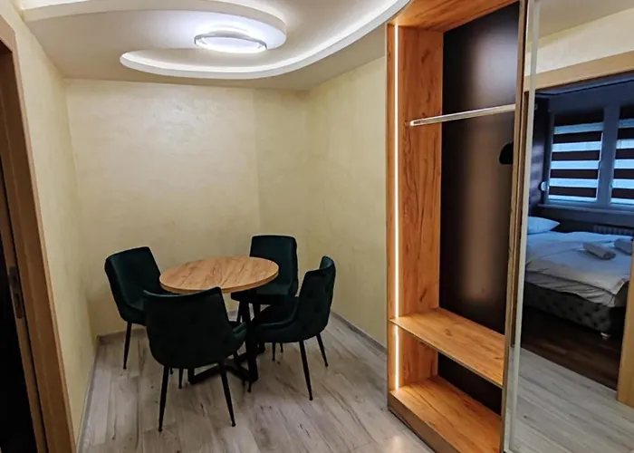 Relax With Sauna And Jacuzzi In Center Novi Sad